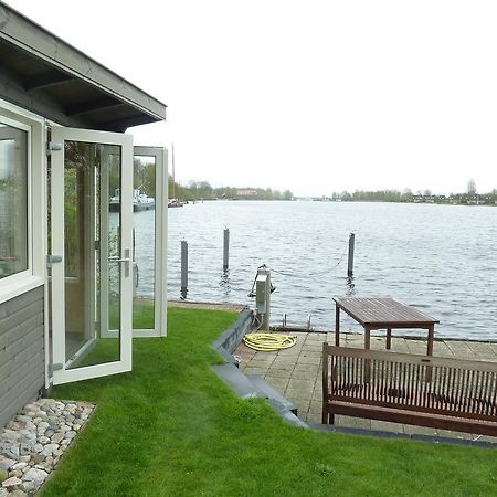 B&B It Lytshus Earnewald Luaran gambar